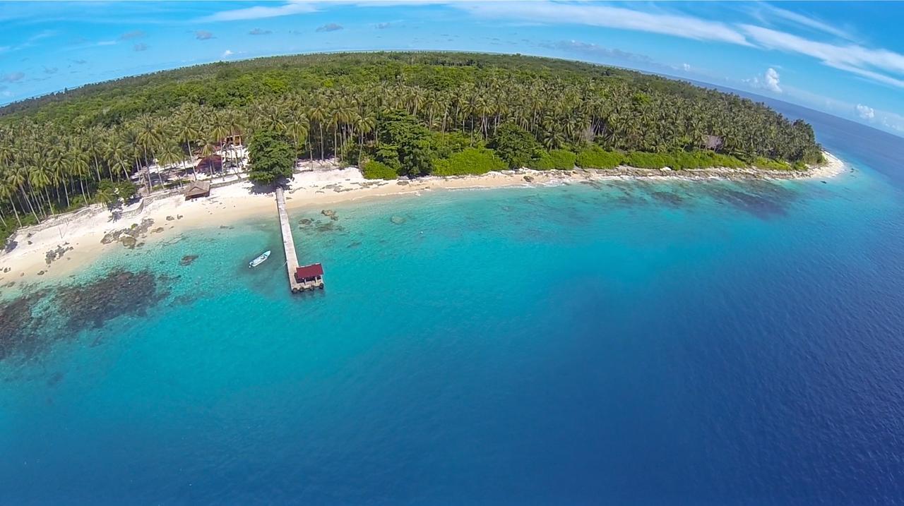 Puri Asu Resort Palau Asu Exterior foto