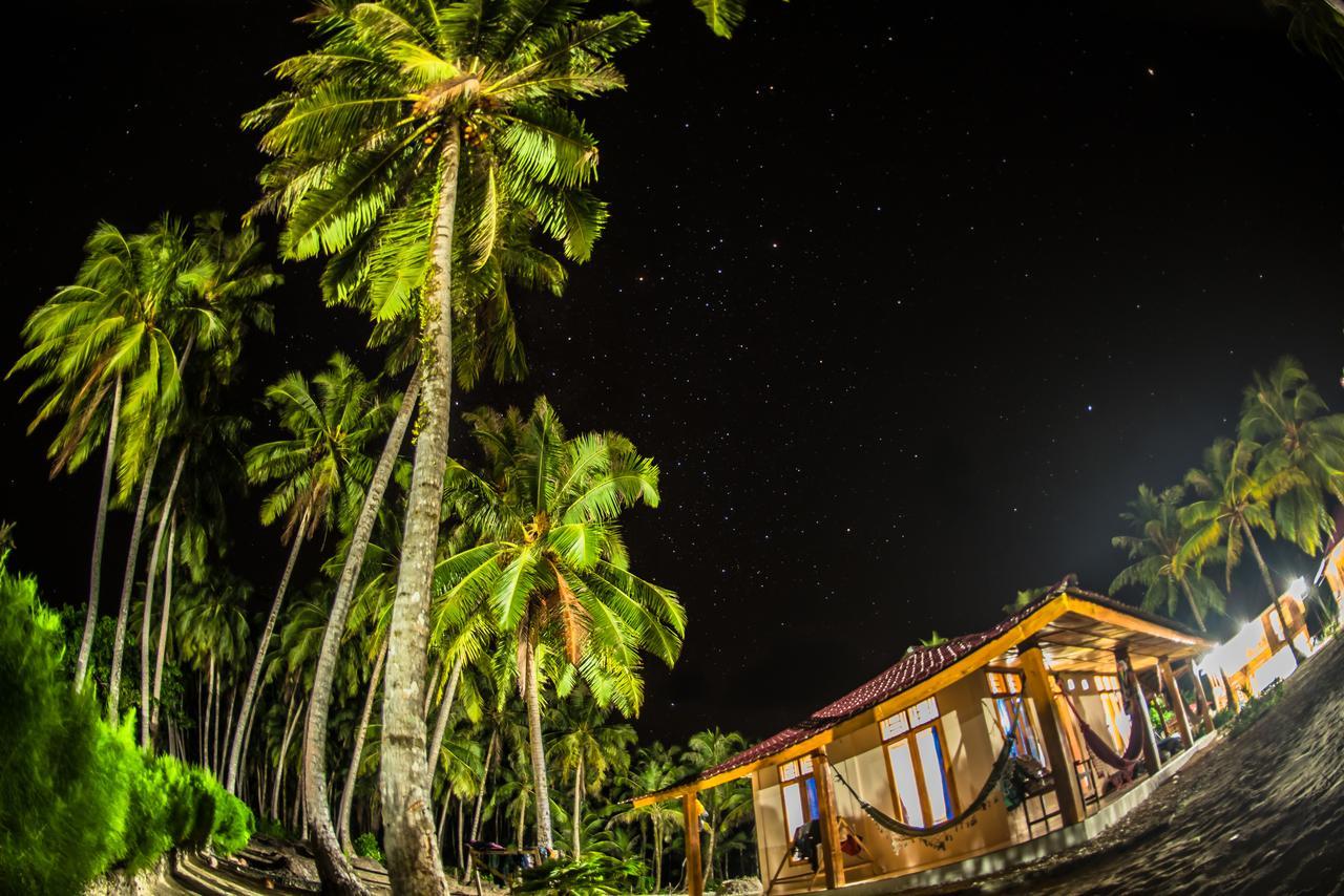 Puri Asu Resort Palau Asu Exterior foto
