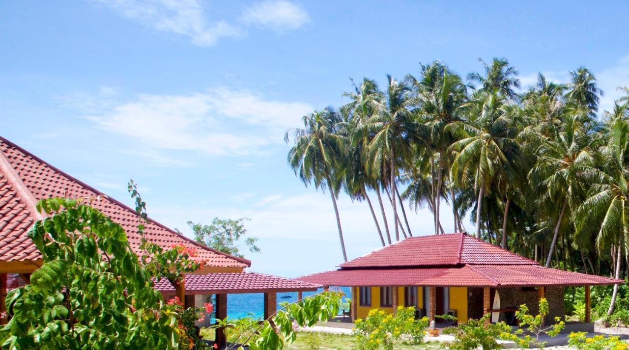 Puri Asu Resort Palau Asu Quarto foto